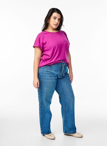 Zizzi Kortermet T-skjorte i bomullsblanding, Lilla, Model image number 1