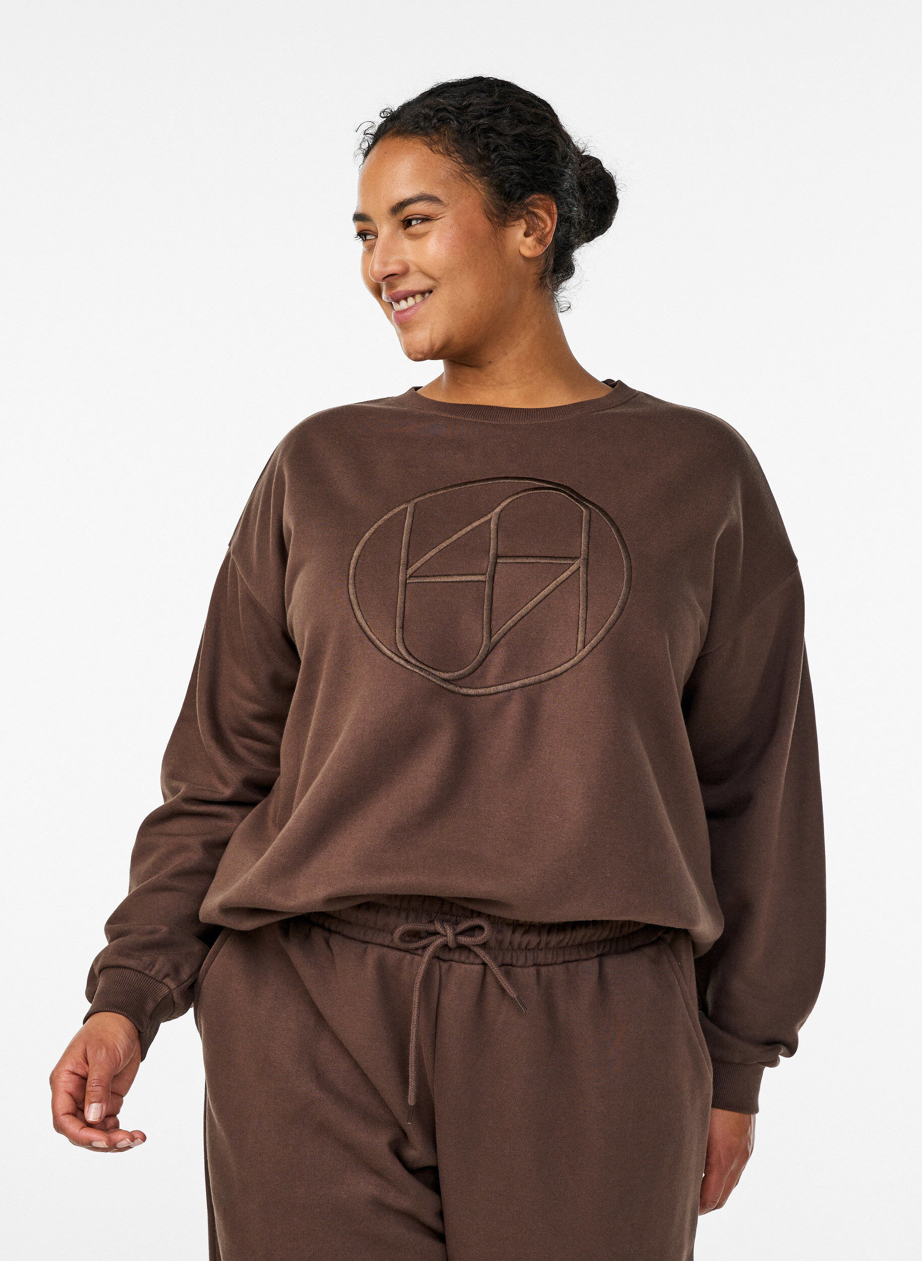 ZizziGenser med motiv, Brun, Model image number 0