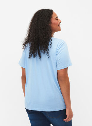 Kortermet T-skjorte med V-hals, Placid Blue, Model image number 1