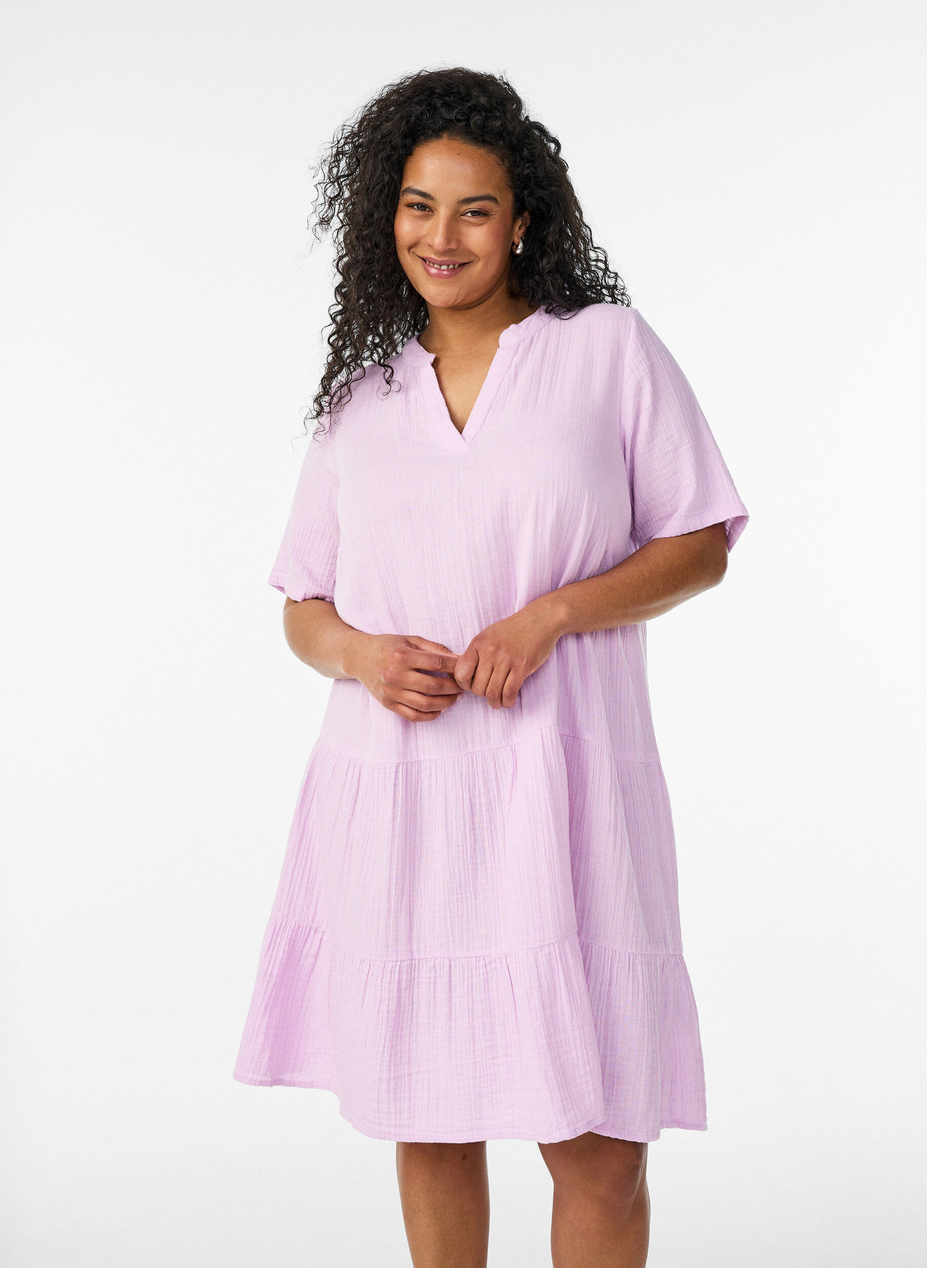 Kort A-linjekjole i bomullsmuslin, Lilla, Model