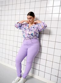 Lilla look, , Model