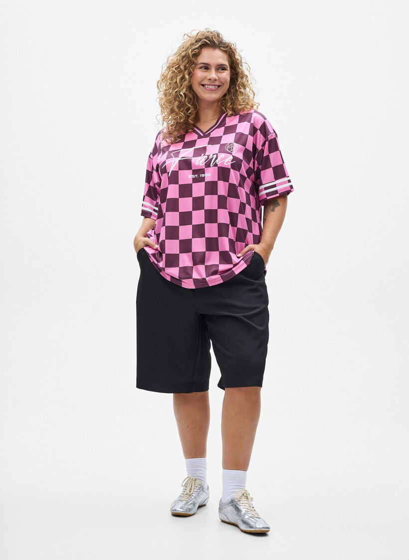 Sporty T-skjorte med ruter og teksttrykk, Rød, Model image number 1