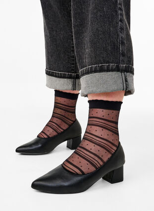 Zizzi 2-pack Ankelsokker med striper og prikker, Black Dot, Model image number 0