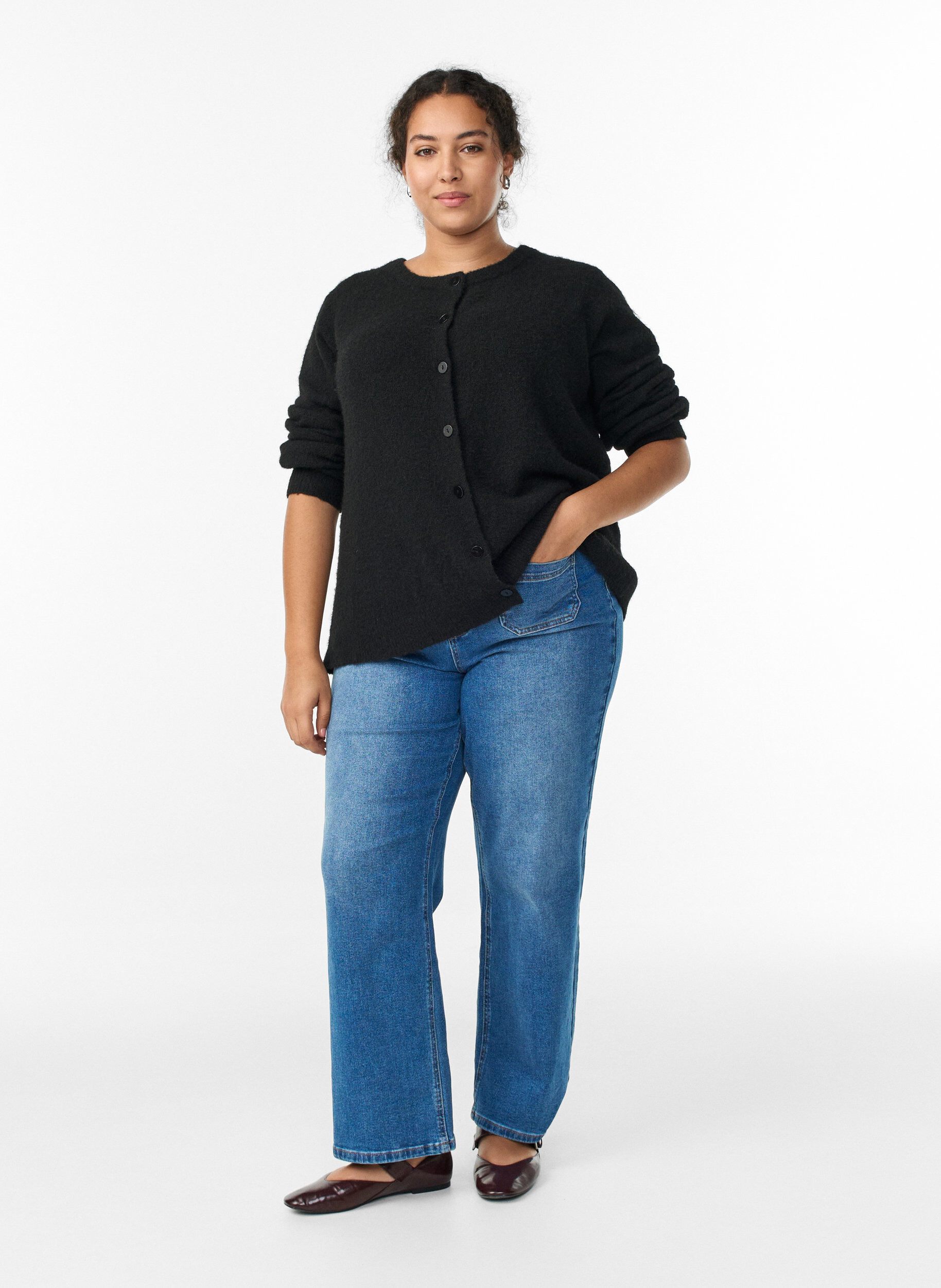 Zizzi Strikket cardigan med ull og knapper, Svart, Model image number 1