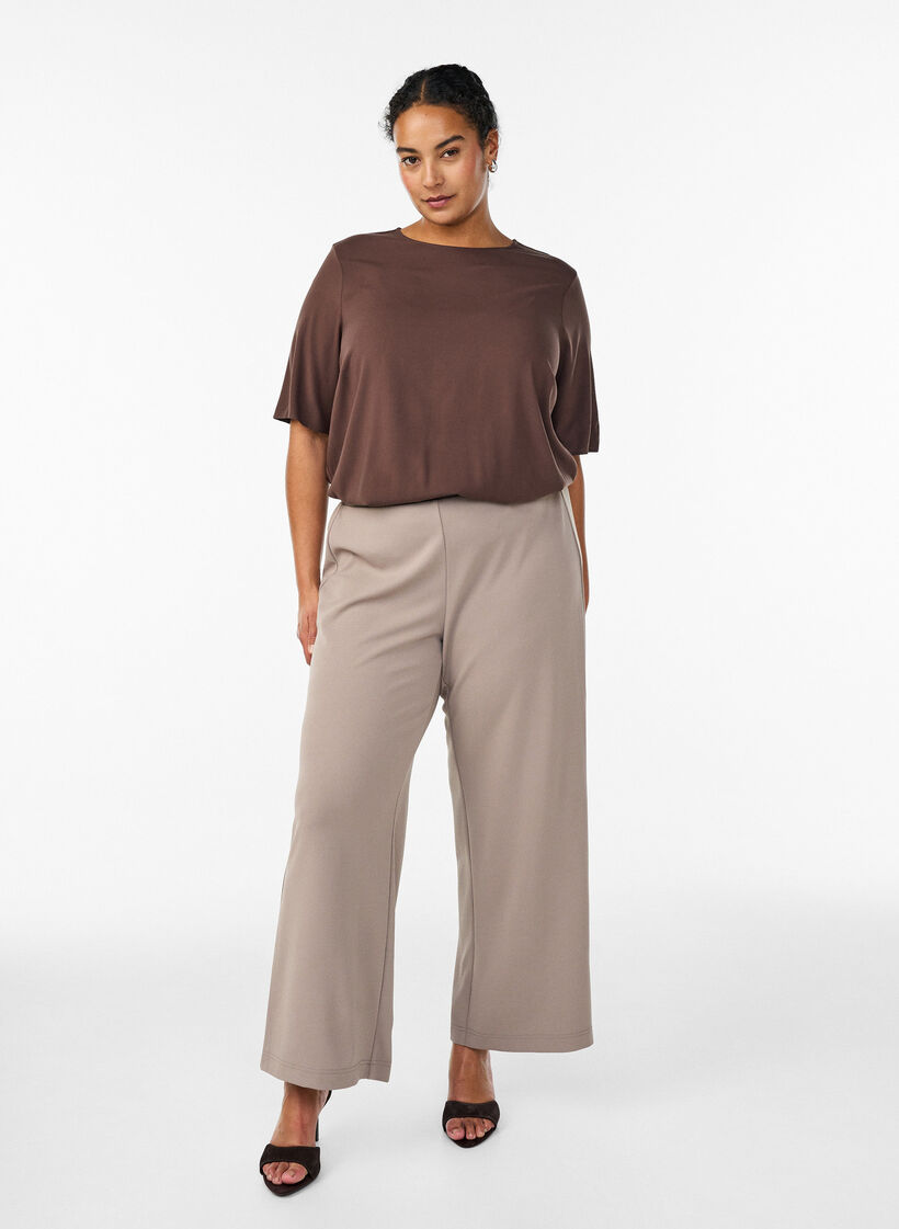 Vevet bluse med korte ermer og rund hals, Brun, Model image number 1
