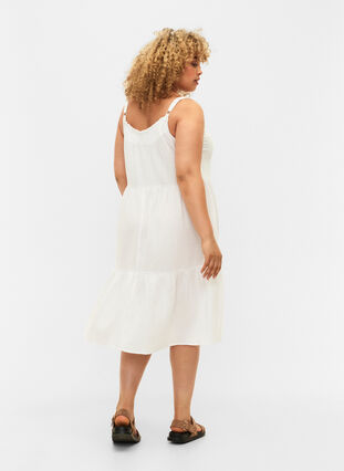 Ensfarget kjole i bomull med stropper, Bright White, Model image number 1