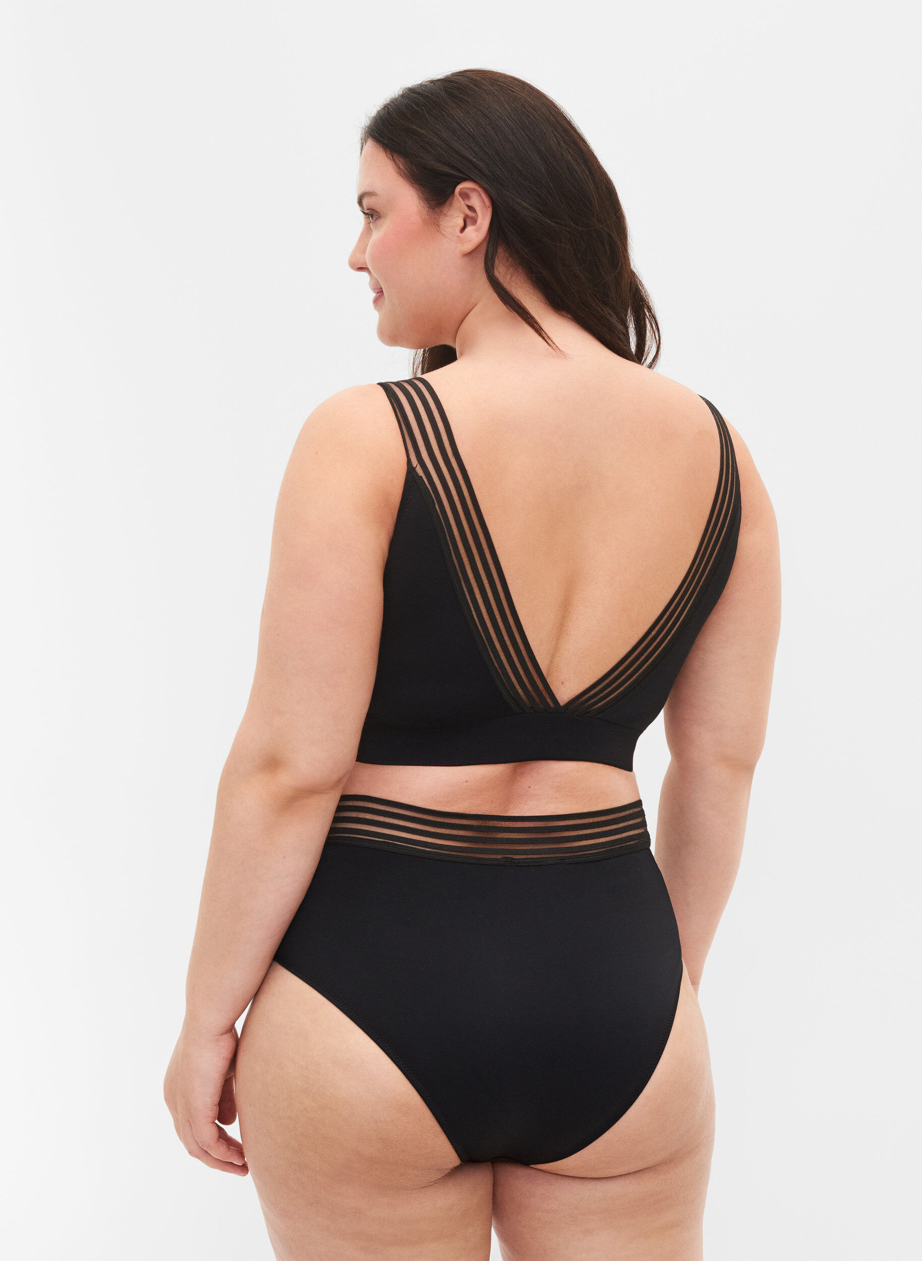 Zizzi Bikinibukse med h&oslash;yt liv og mesh, Black, Model image number 1