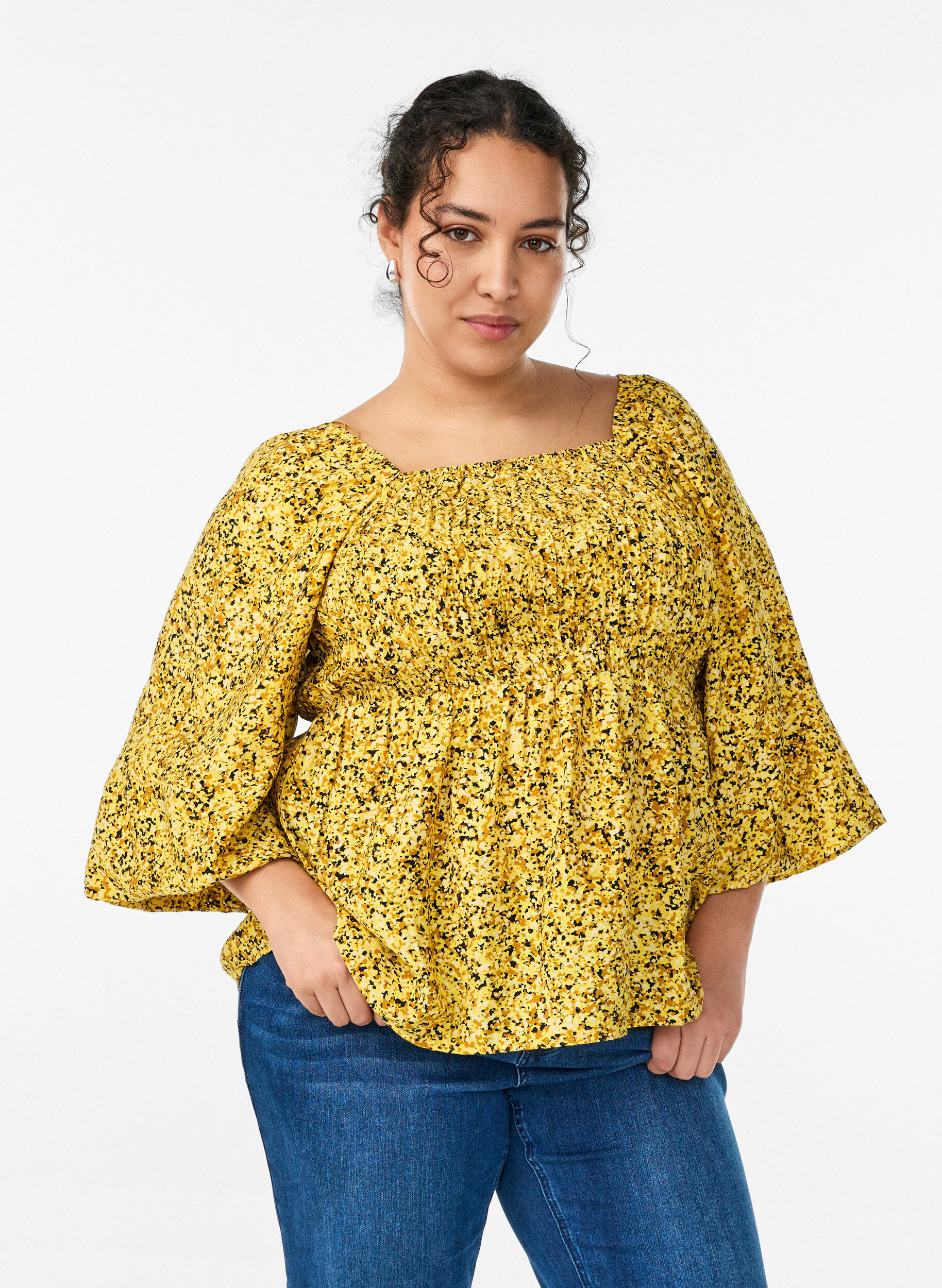 Bluse med smock og firkantet utringning, Gul, Model