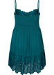 Strandkjole i viskose med smock og broderi anglaise, Deep Teal, Packshot image number 1