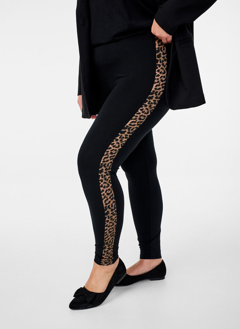 Viscose leggings med leopardprint stripe, Black W. Leo, Model image number 0