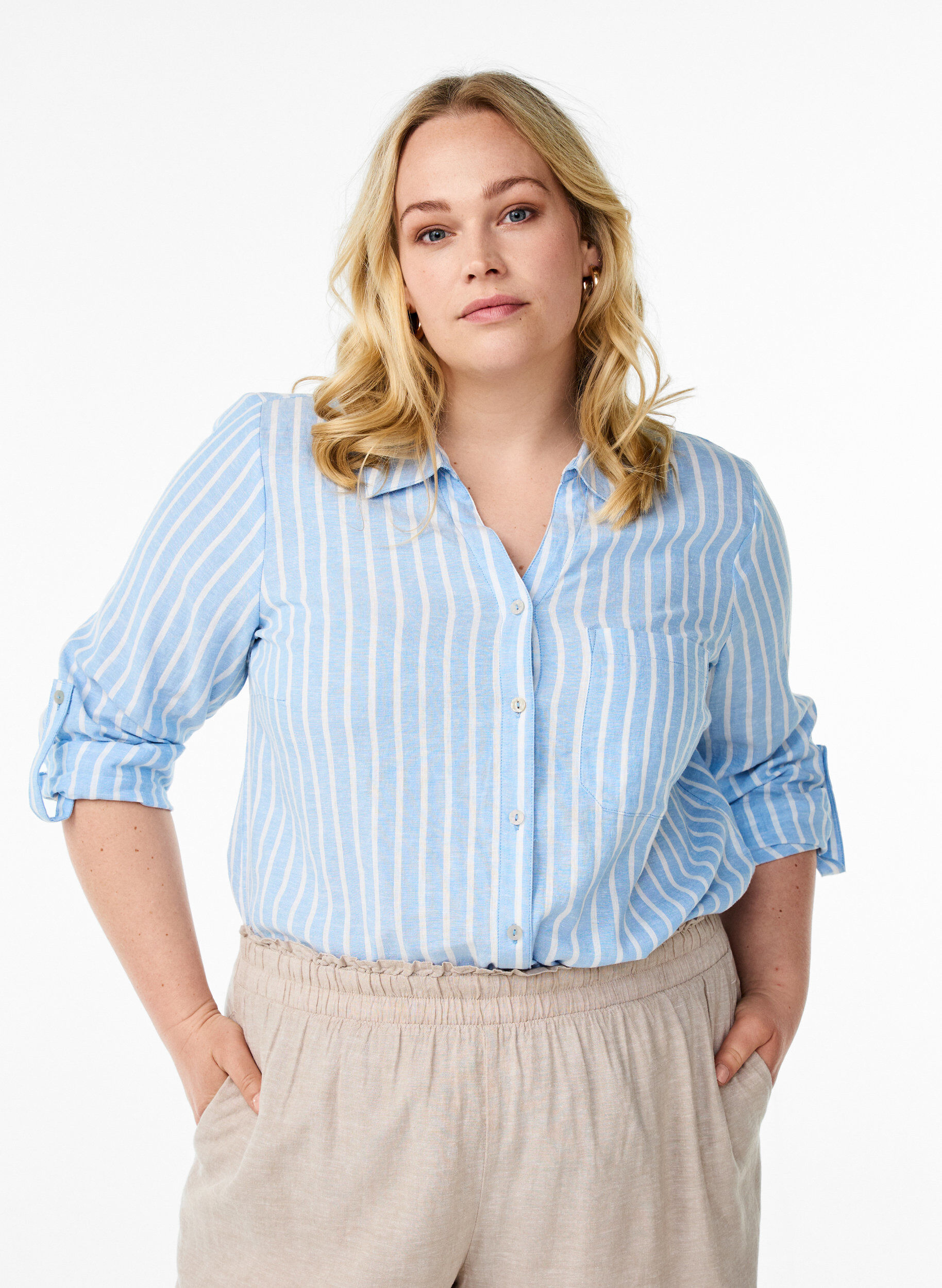 ZizziSkjorte i lin og viskose med 3/4 ermer, Bl&aring;, Model image number 0