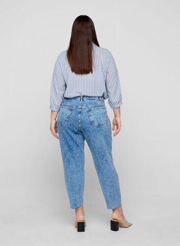 Mom fit Mille jeans med blomster, Blue denim, Model image number 1