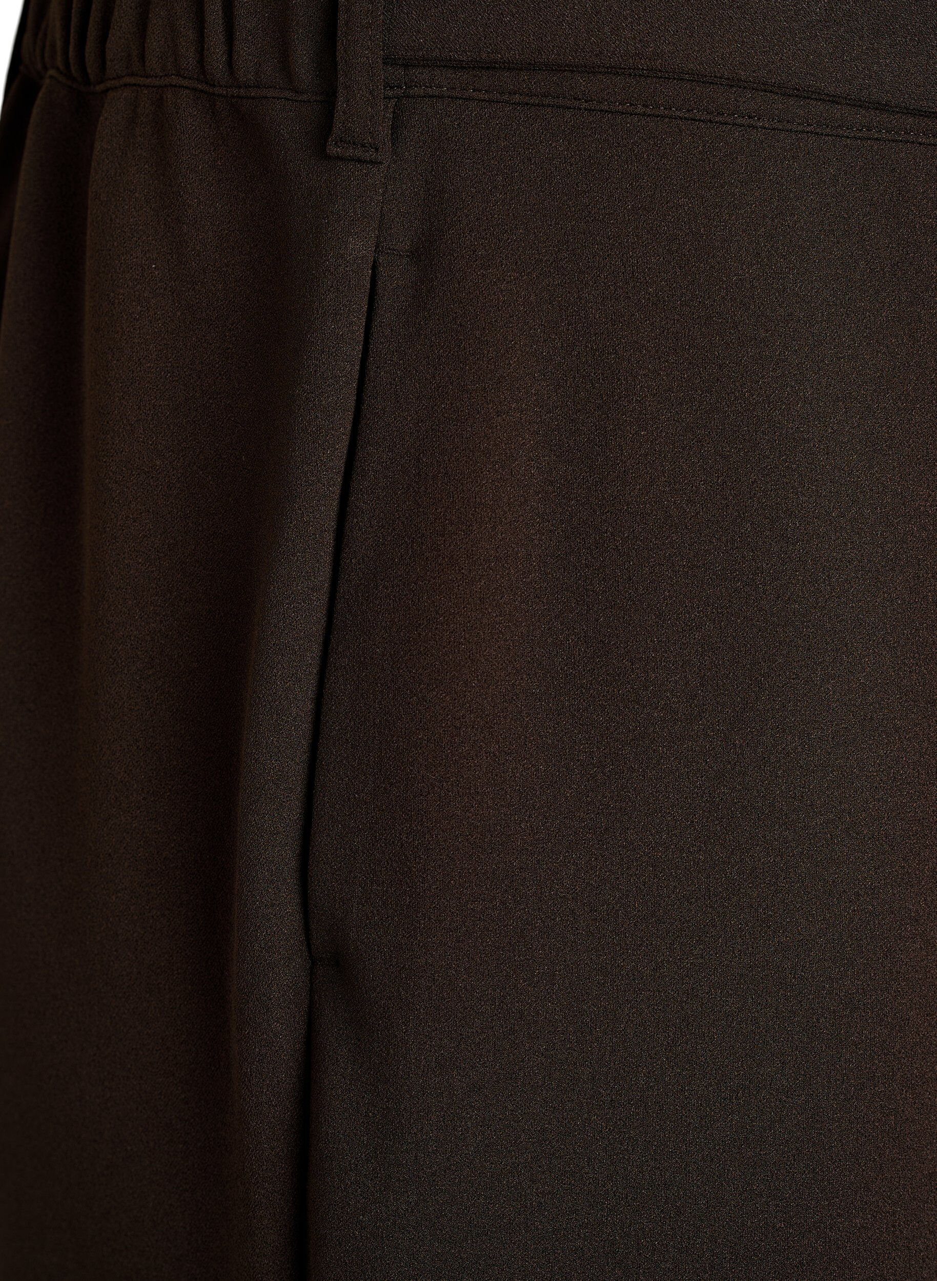 Zizzi H&oslash;ytlivsbukser med beltedetalj og gullspenne, Brun, Packshot image number 3