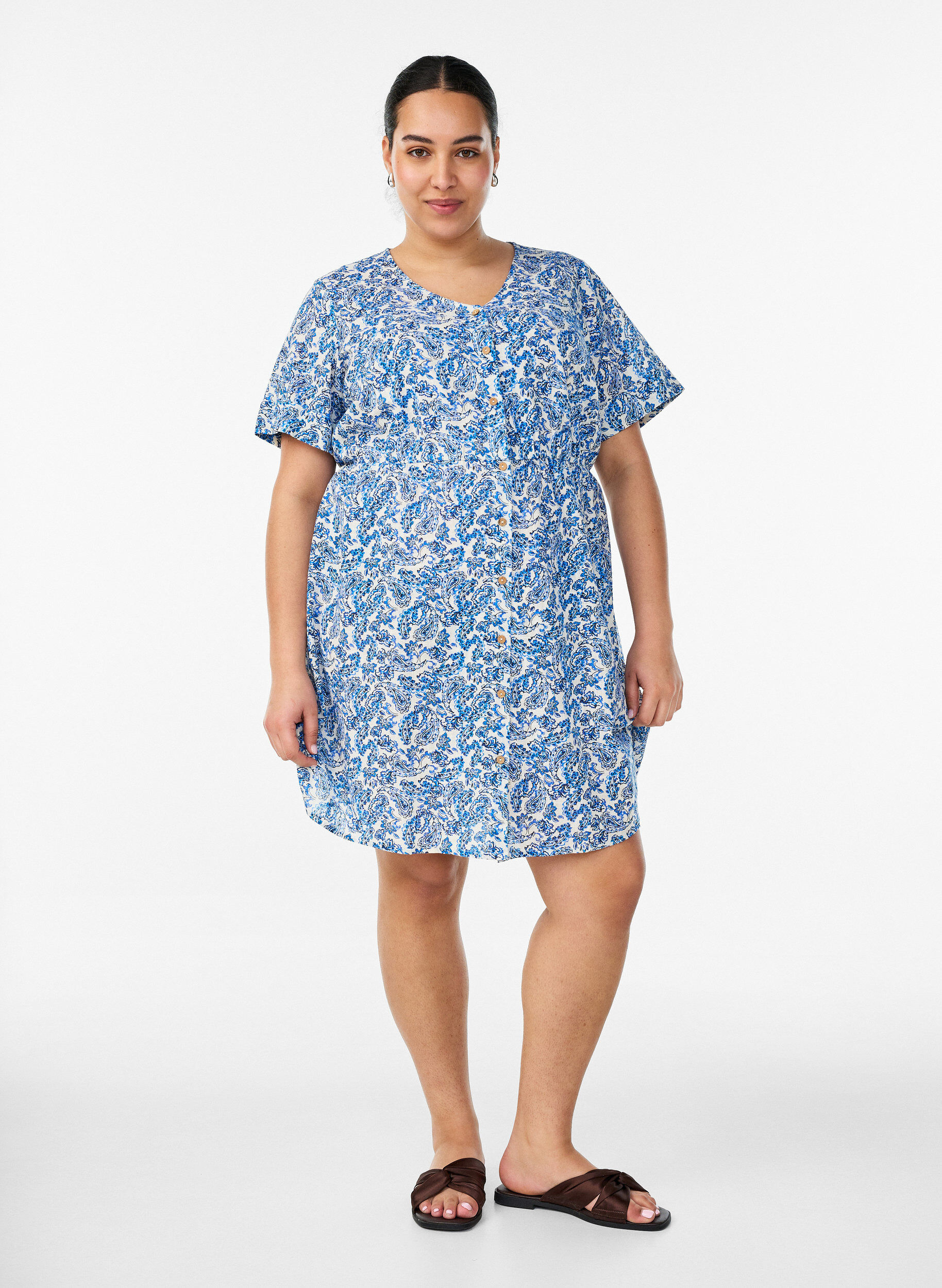 ZizziKort bomullskjole med blomstertrykk, Bl&aring;, Model image number 1