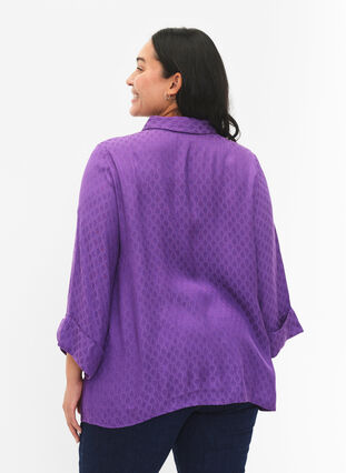 Skjorte i viskose med ton-i-ton mønster, Lavender Violet, Model image number 1