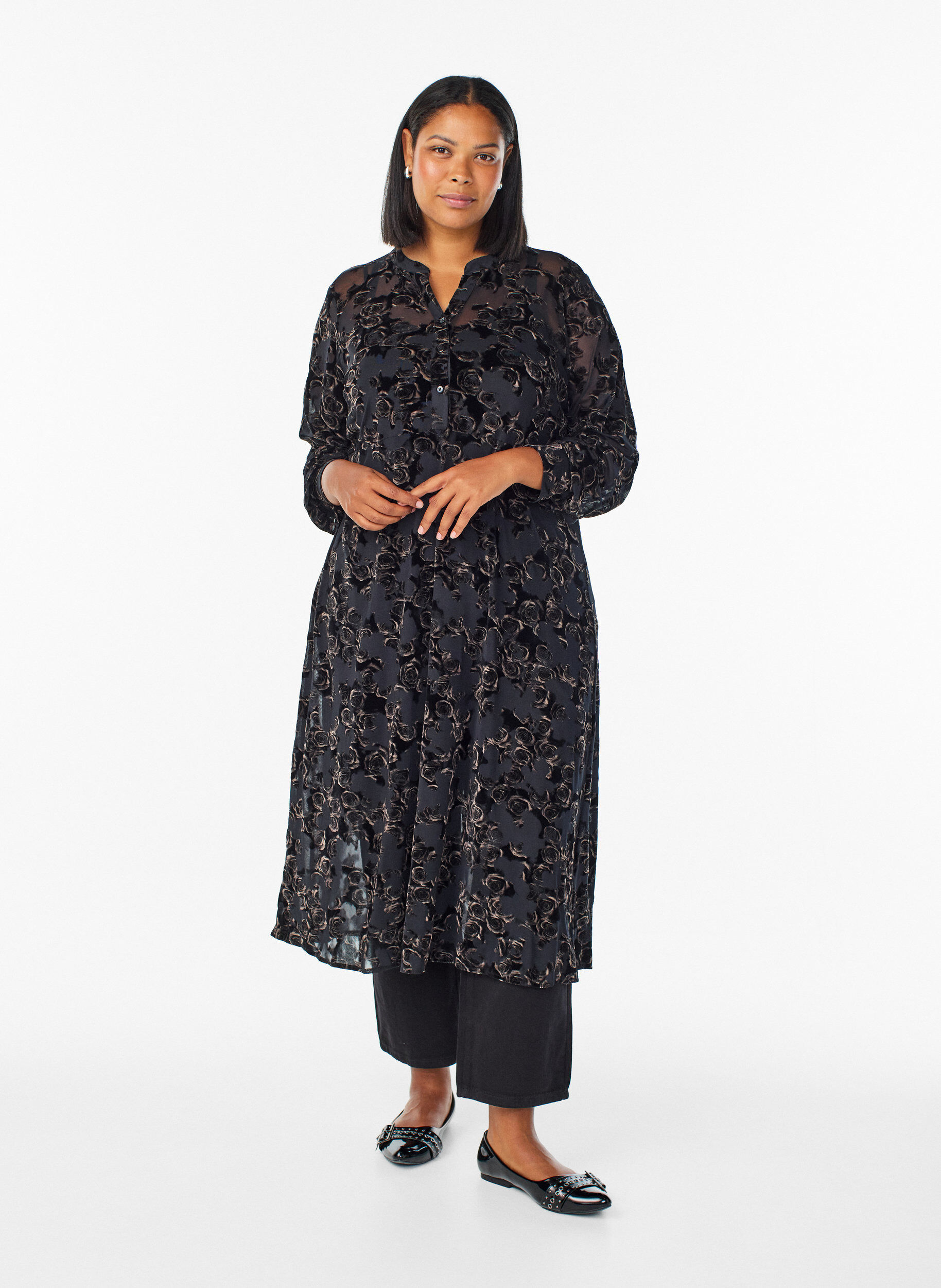 Mesh midikjole med velourroser, Svart, Model