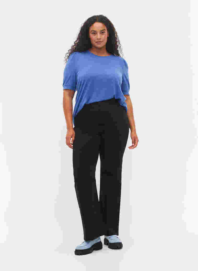 Jeans med sleng og ekstra høyt liv, Black, Model