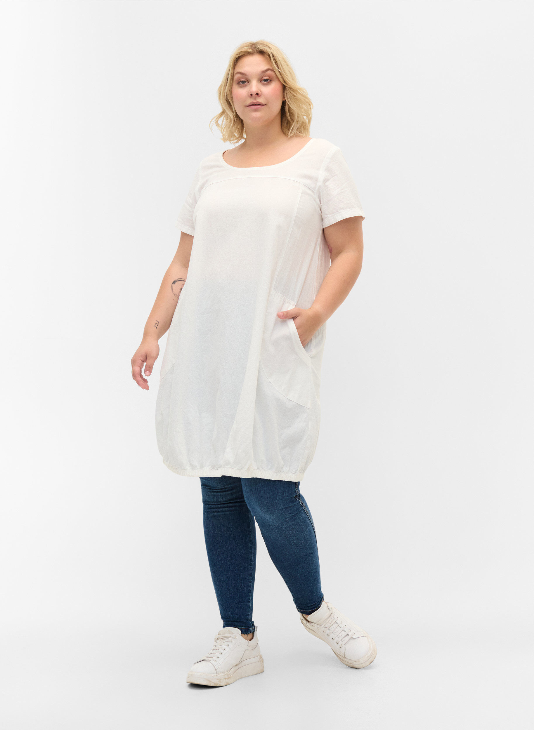ZizziKortermet kjole i bomull, Hvit, Model image number 1