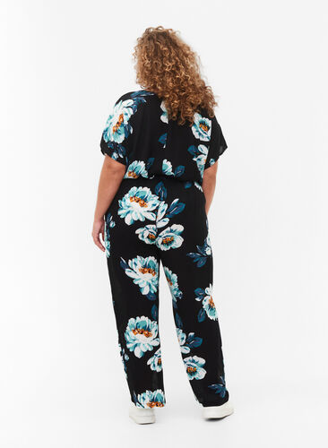 Bukser i viskose med knyting, Black Big Flower, Model image number 1