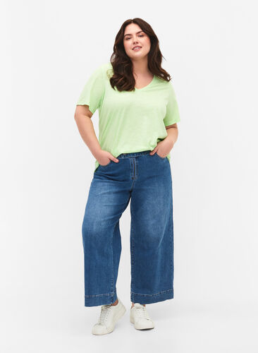 Kortermet basic T-skjorte med V-hals, Paradise Green, Model image number 2