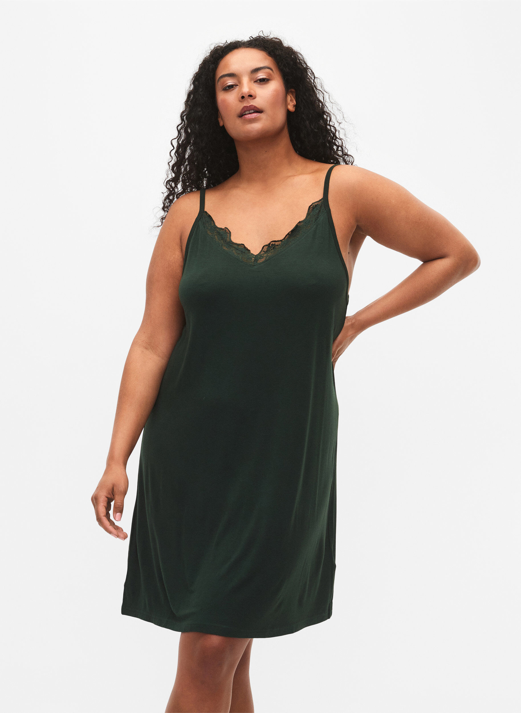 ZizziNattkjole i viskose med blondekant, Gr&oslash;nn, Model image number 0