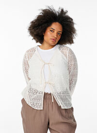 Cardigan med hullmønster og knytebånd, Vanilje Cardigan med hullmønster og knytebånd, Vanilje, Model