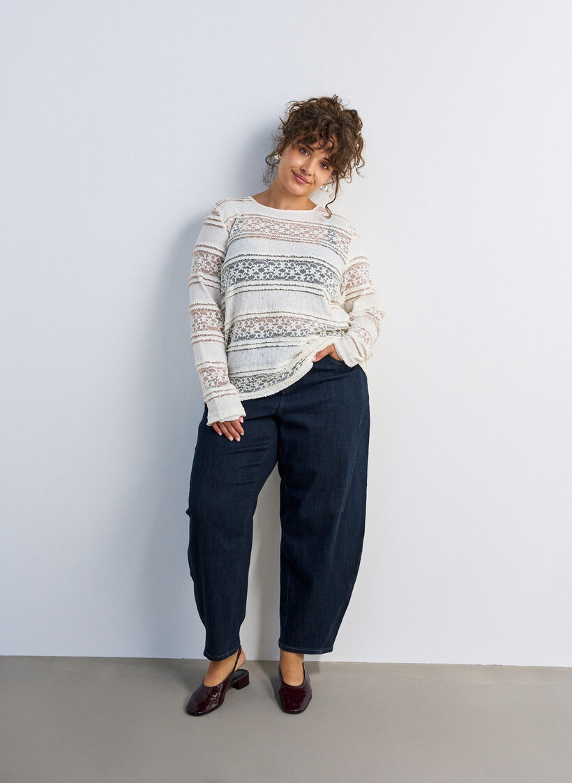 Bluse med blonder og lange ermer, Vanilje, Model image number 1