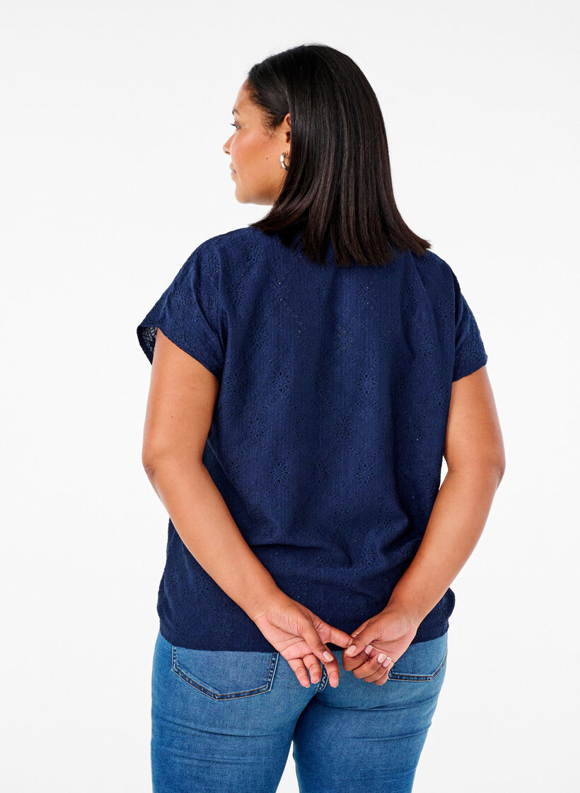 Bluse med korte ermer og blomsterbroderi, Naval Academy, Model image number 1