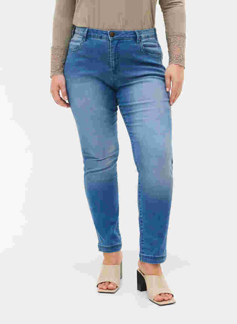 Slim fit Emily jeans med normal høyde i livet, Light blue, Model image number 2