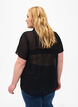 Kortermet skjortebluse med volanger, Black, Model image number 1