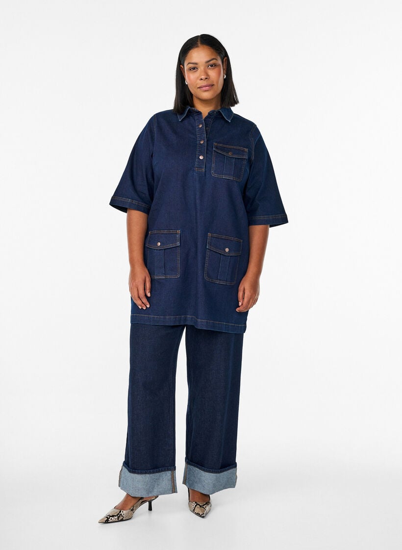 Denimkjole med store lommer og 3/4 ermer, Bl&aring;, Model image number 1