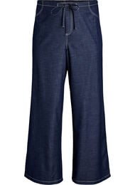 Plagg i denim med kontrasts&oslash;mmer, Bl&aring;