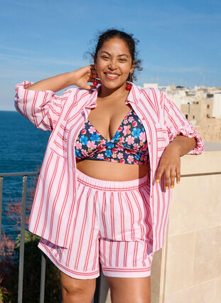 Zizzi Løse shorts med striper og lommer, Rosa, Image image number 0