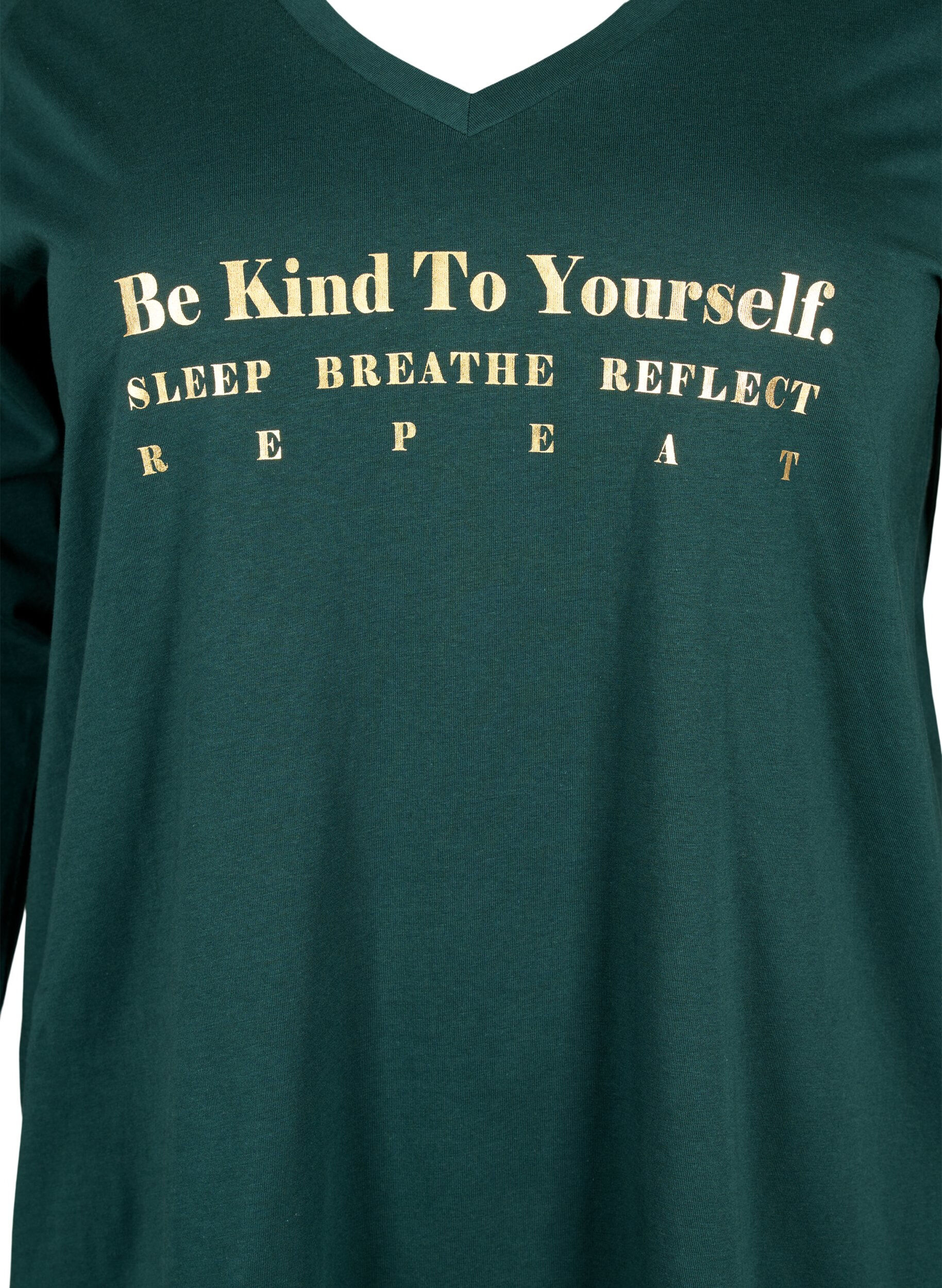 Zizzi Nattskjorte i bomull med teksttrykk, Scarab, Packshot image number 2