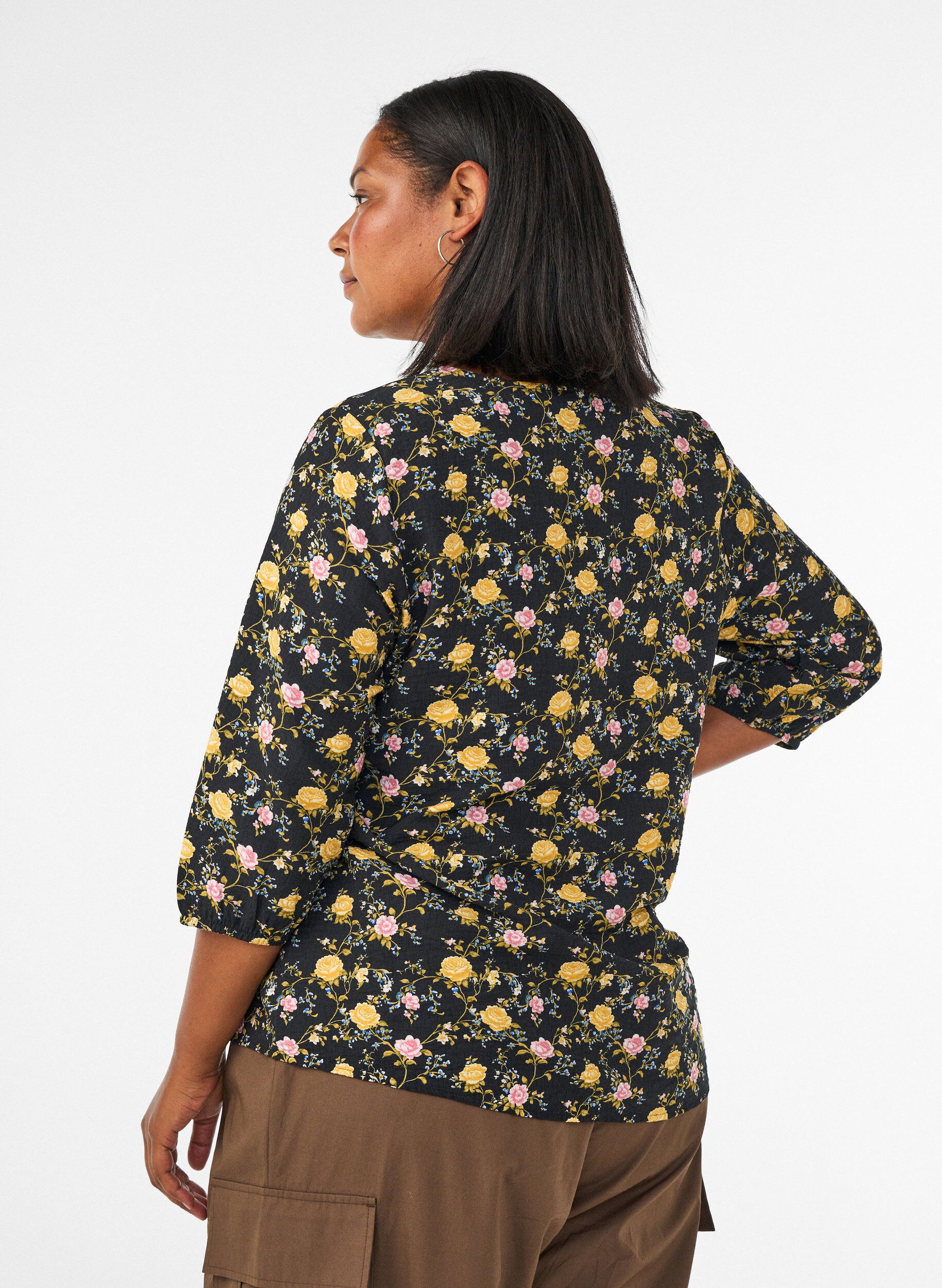 ZizziM&oslash;nstret viskosebluse med 3/4-ermer, Svart, Model image number 2