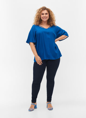 Kortermet viskosebluse med snøredetaljer, Classic Blue, Model image number 2