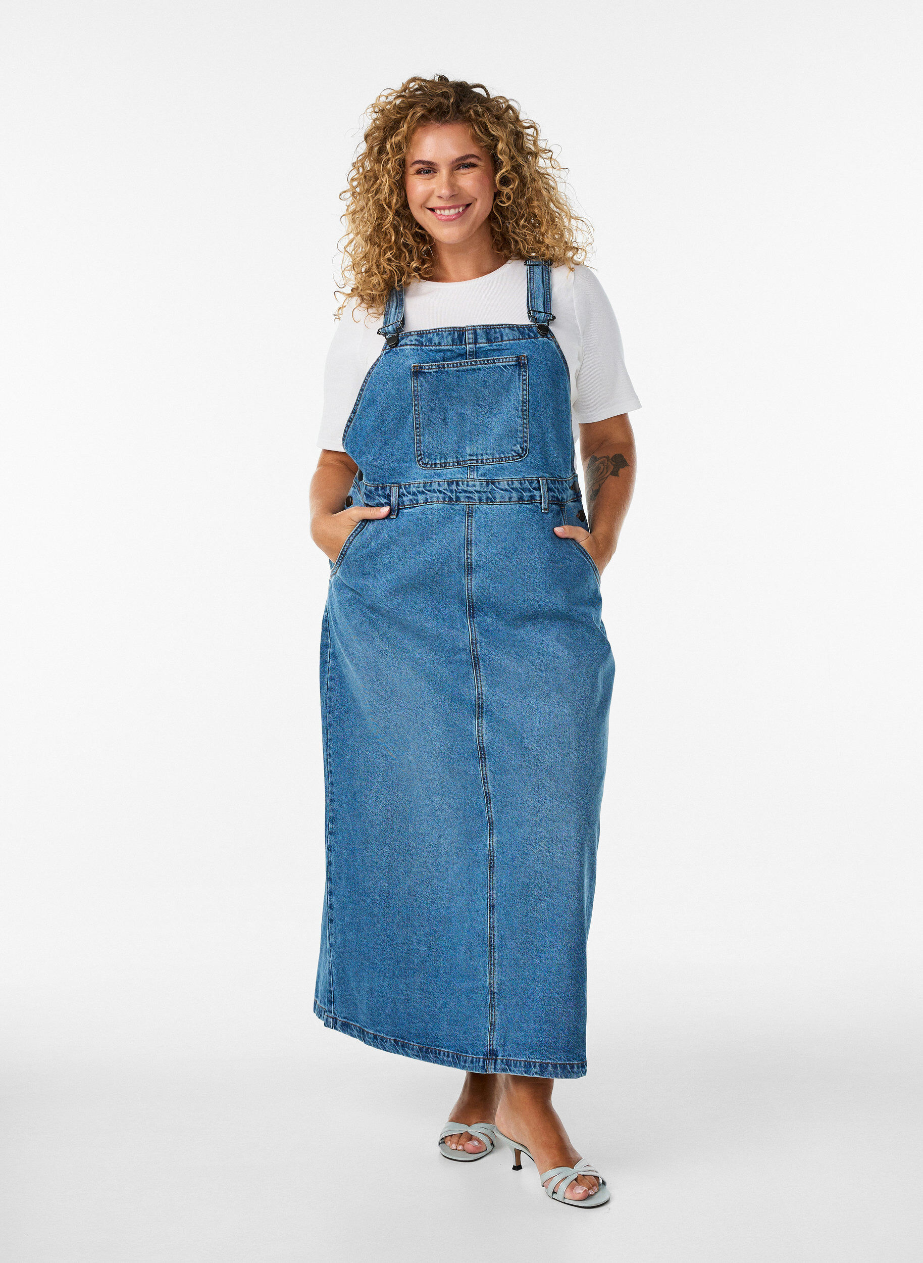 Denim selekjole i midi-lengde, Bl&aring;, Model