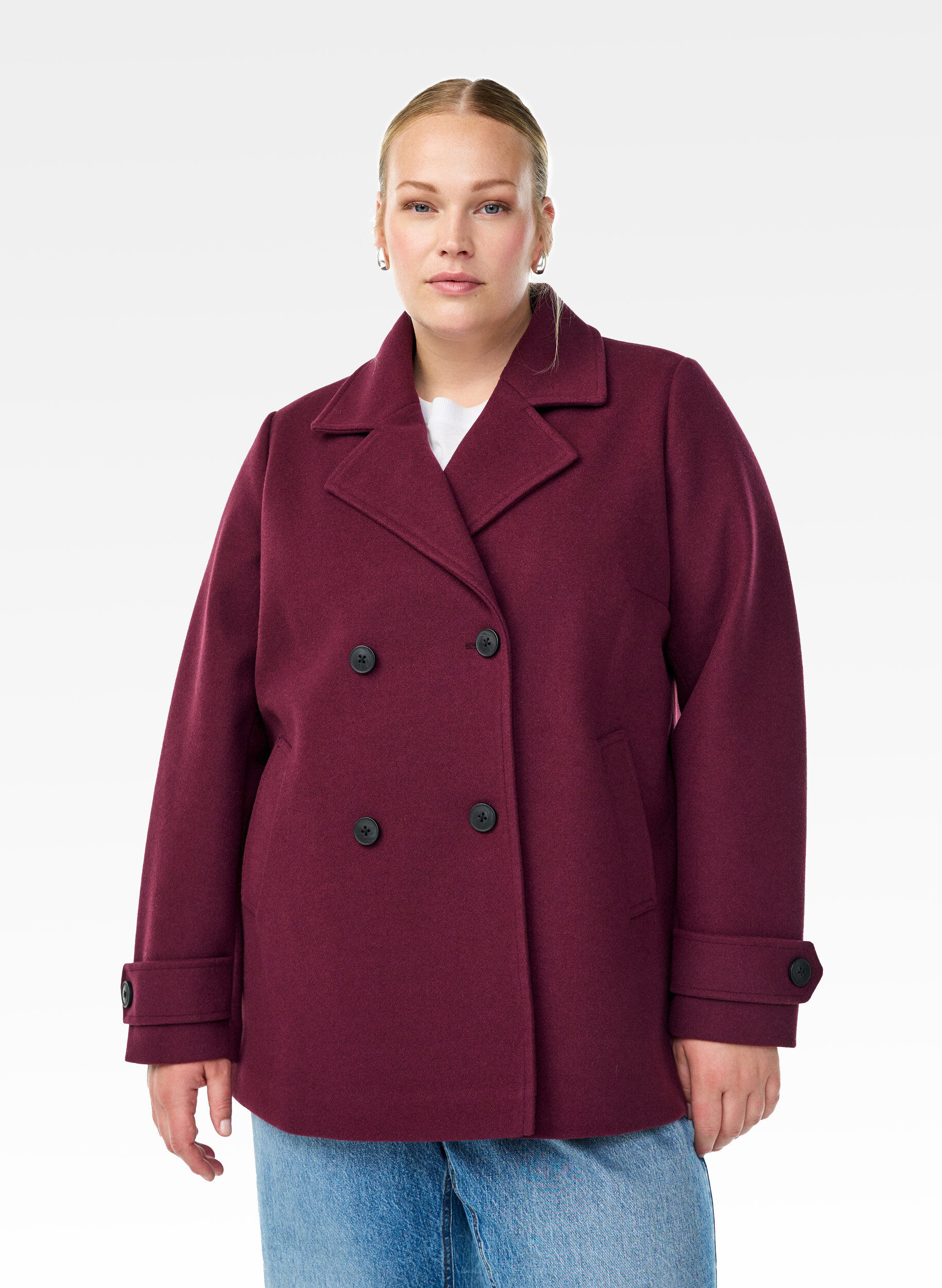 Kort k&aring;pe med dobbeltradede knapper, R&oslash;d, Model