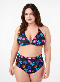 Bikinitruse med trykk og høy midje, Svart Bikinitruse med trykk og høy midje, Svart, Model