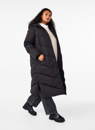 Zizzi Lang pufferjakke med hette og lommer, Black, Model image number 0