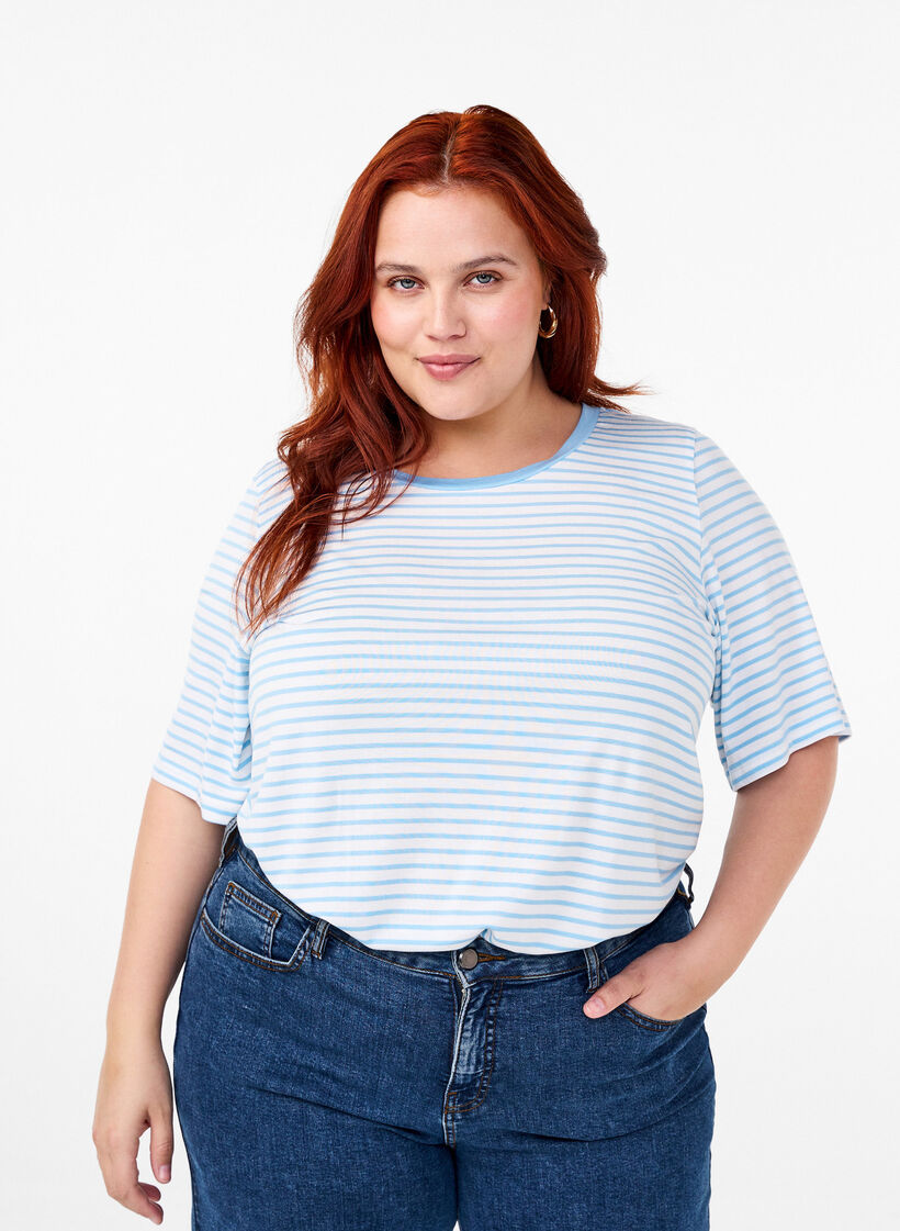 Stripete T-skjorte i lyocell med rund hals, Blå, Model image number 0