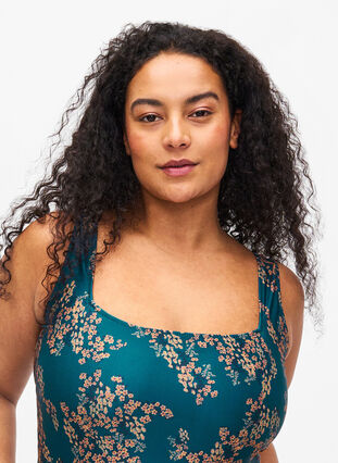 Zizzi Badedrakt med blomstertrykk, Zebra Flower, Model image number 2