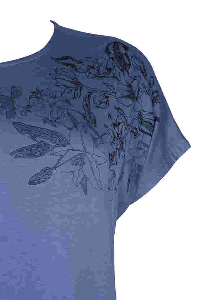 Kortermet T-skjorte i viskose med blomstermønster, Coastal Fjord Flower, Packshot image number 3