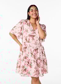 Kort kjole med blomstertrykk og V-hals, Rosa Kort kjole med blomstertrykk og V-hals, Rosa, Model