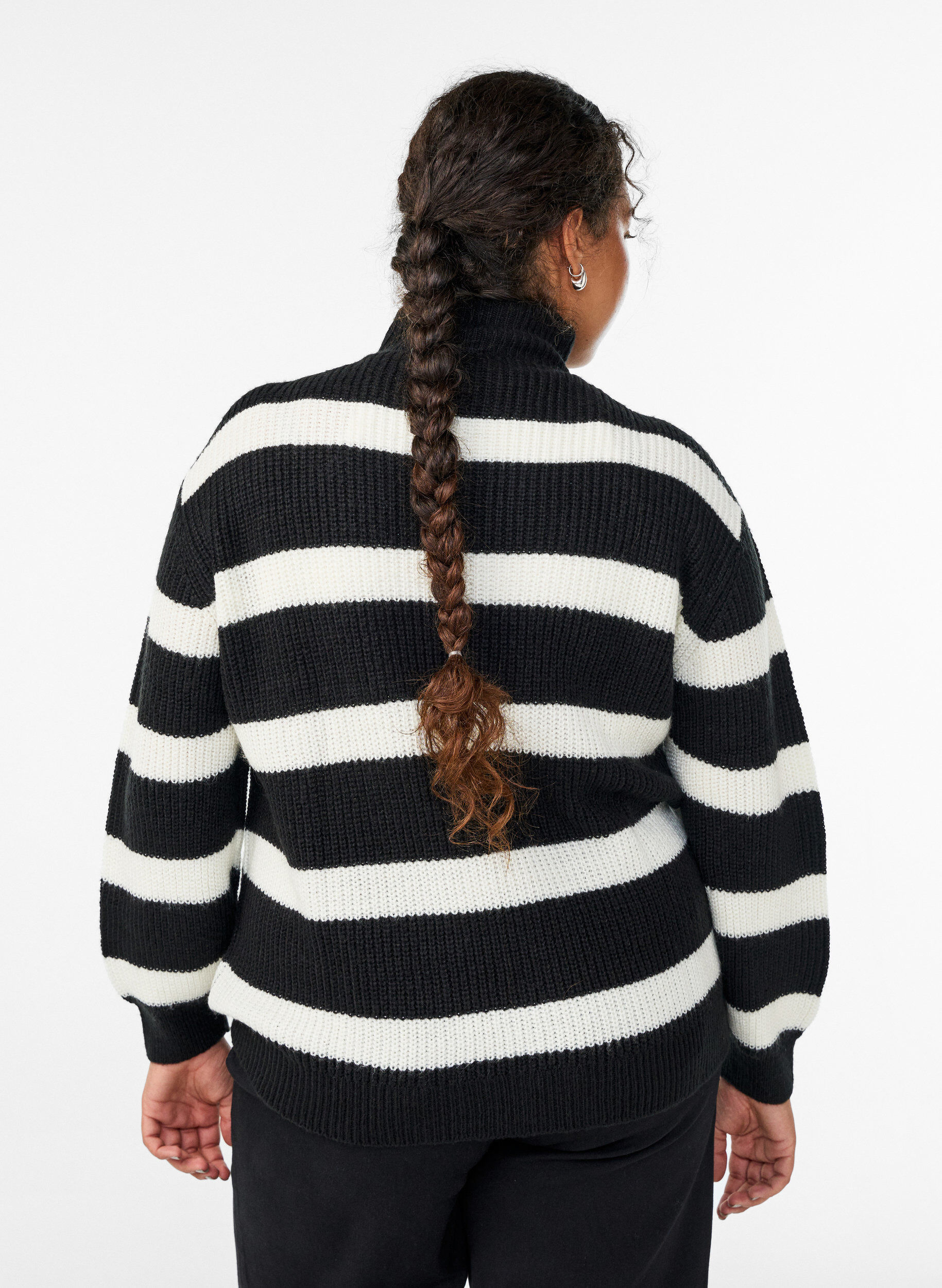 ZizziStrikket genser med h&oslash;y hals og glidel&aring;s, Svart, Model image number 2