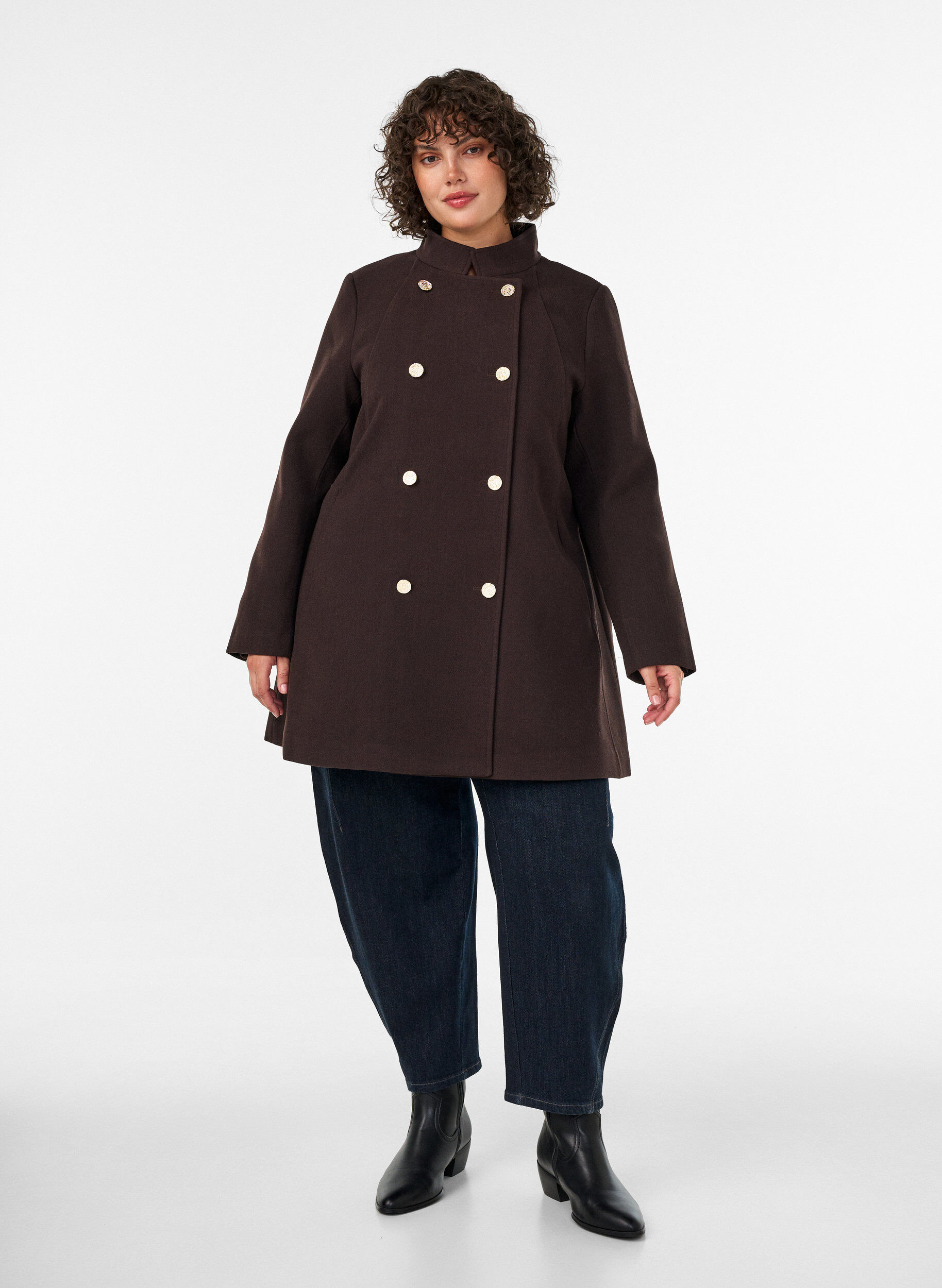 ZizziA-line k&aring;pe med gullknapper, Brun, Model image number 1
