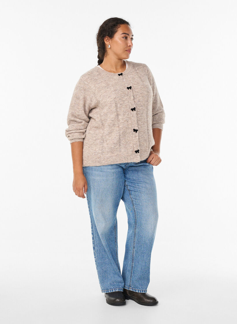 Cardigan med sløyfeknapper og hullmønster, Beige, Model image number 1