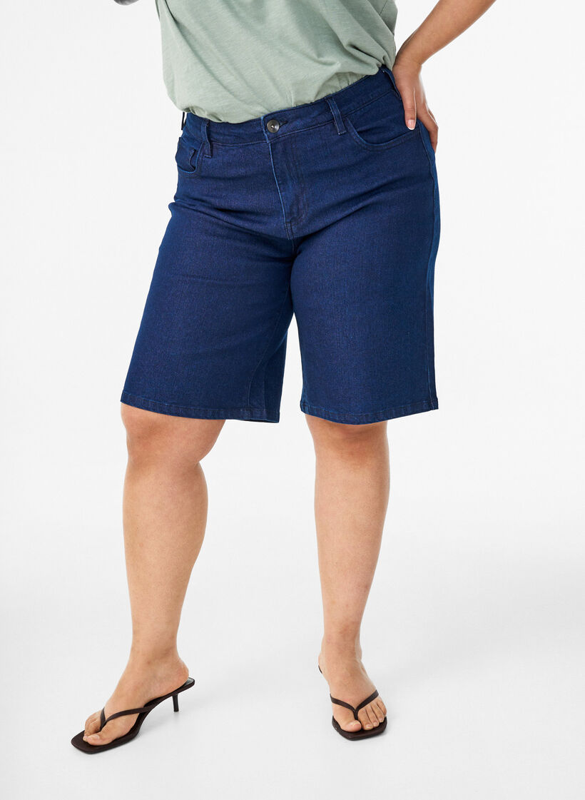 L&oslash;se denimshorts med h&oslash;y midje, Bl&aring;, Model image number 3