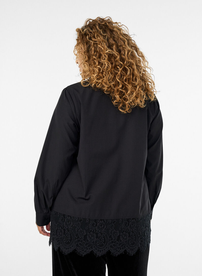 Loose skjorte med bred blondekant, Svart, Model image number 2