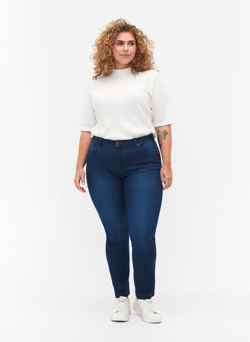 Slim fit Emily jeans med normal høyde i livet, Blue denim, Model image number 0